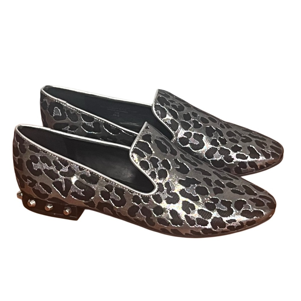 NWT Marc Fisher Ambree 3 Women’s Black and Gray Leopard Studded Loafers Size 5